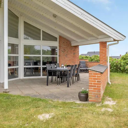 Holiday home Solina - 500m From The Sea In Western Jutland By Interhome Lakolk