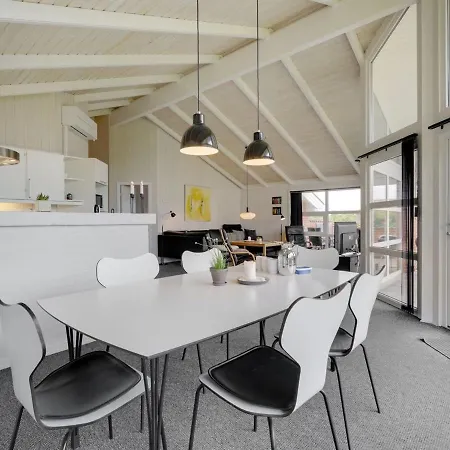 Holiday home Solina - 500m From The Sea In Western Jutland By Interhome Lakolk