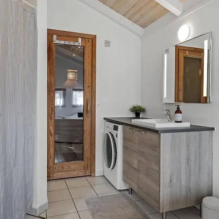 Solina - 500m From The Sea By Interhome * Lakolk